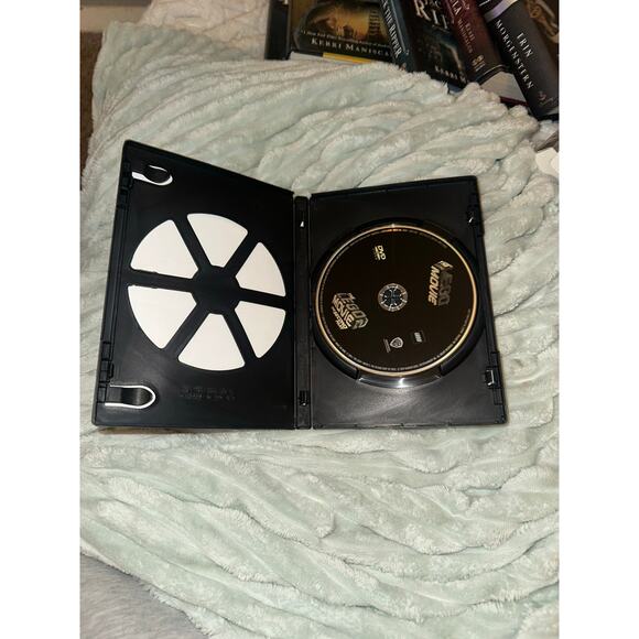 The LEGO Movie / The LEGO Movie 2 2-Film Collection DVD — Used - Picture 2 of 2